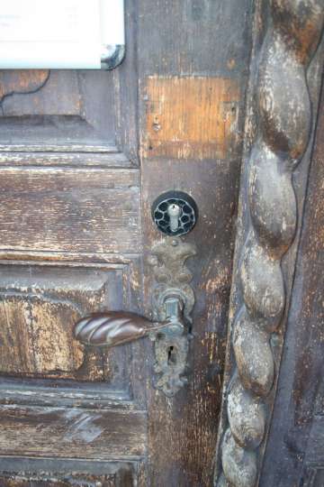 Restaurierung einer Barocktür in Deidesheim, Gaststätte zum Schwanen