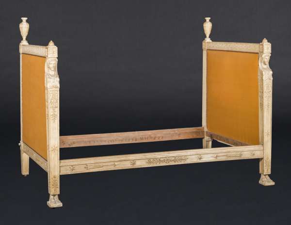 Restaurierung eines Bettes von Napoleon